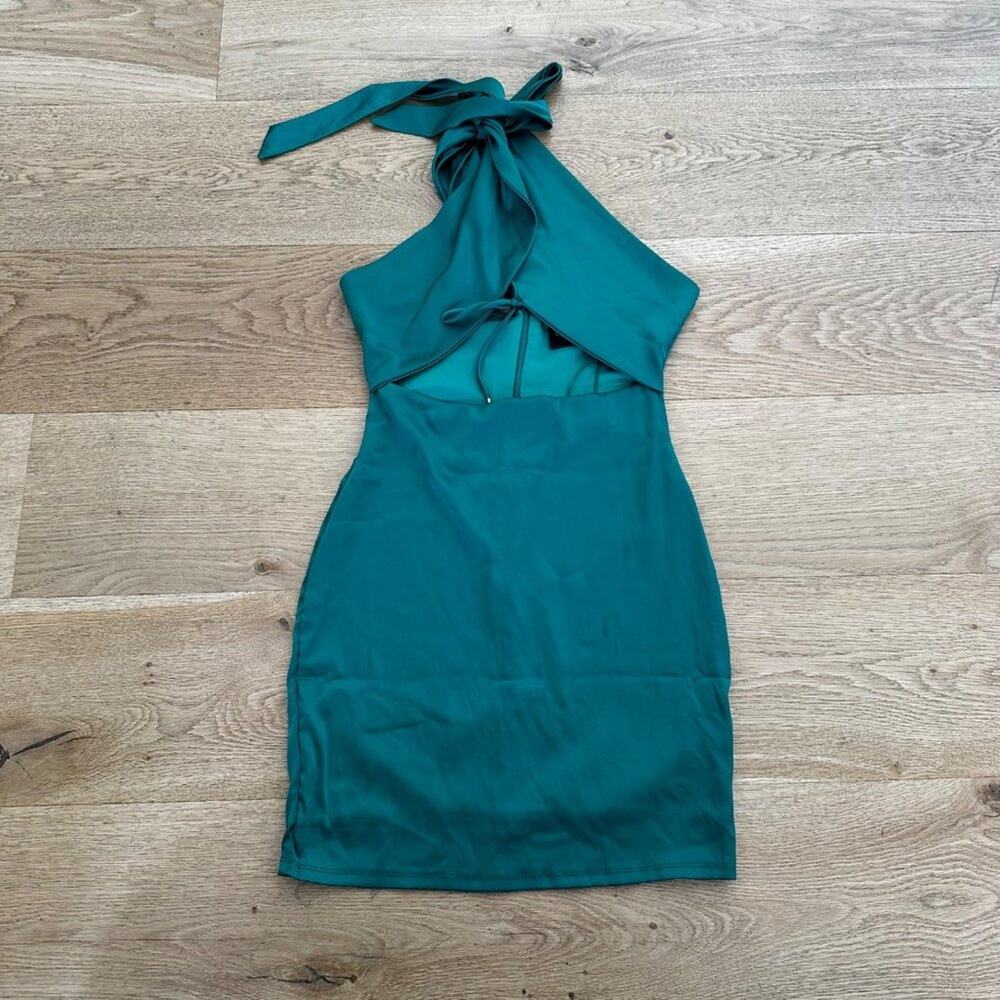 Blanc Clothing - Criss Cross Mini dress in Kelly Green
